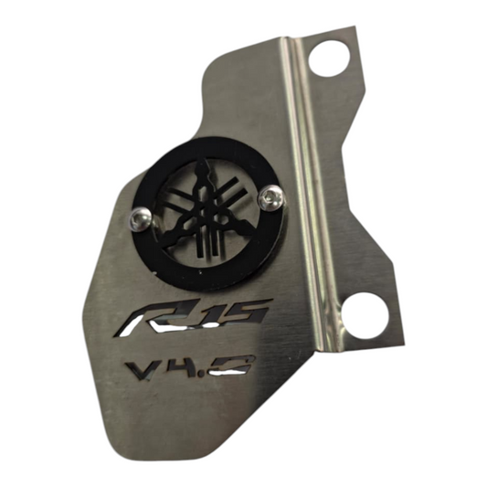 PROTECTOR DE CÁLIPER Y BOMBA DE FRENO POSTERIOR YAMAHA R15 V4.0